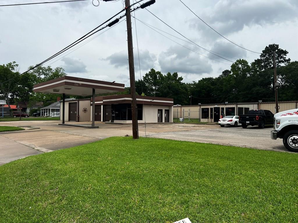 1015 E Denman Ave, Lufkin, TX for sale Primary Photo- Image 1 of 1