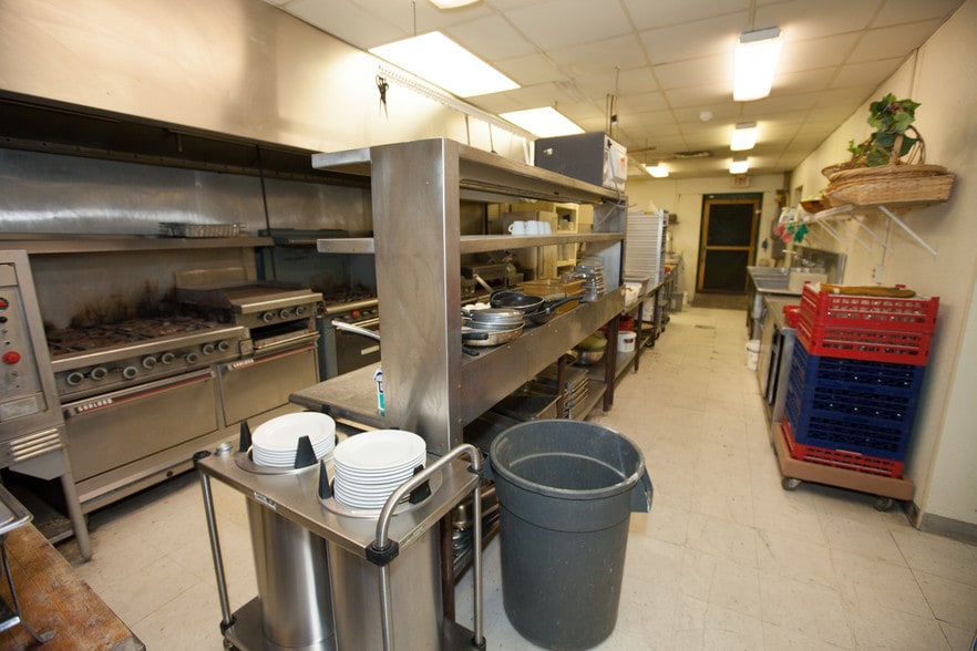 2107 Rt-48, Fulton, NY for sale - Interior Photo - Image 3 of 15