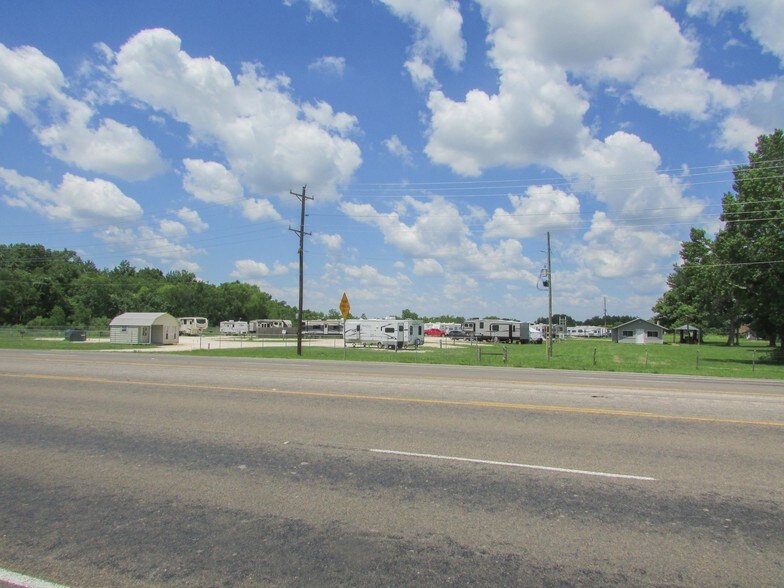 9534 Tx-146, Dayton, TX for sale - Primary Photo - Image 1 of 1