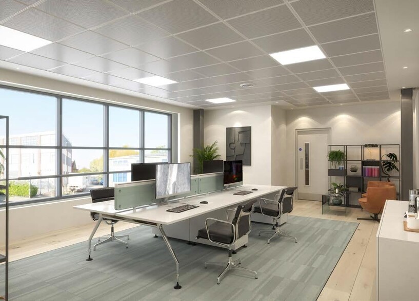 Lydden Rd, London for lease - Interior Photo - Image 3 of 3