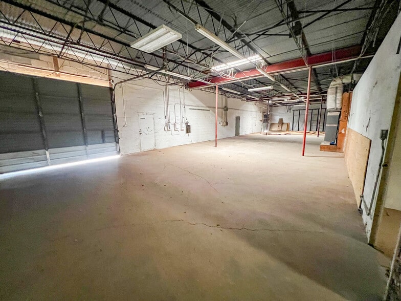 305 E University Blvd, Odessa, TX for lease - Building Photo - Image 3 of 23
