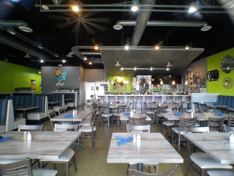 2470-2570 S Val Vista Dr, Gilbert, AZ for lease - Building Photo - Image 2 of 6