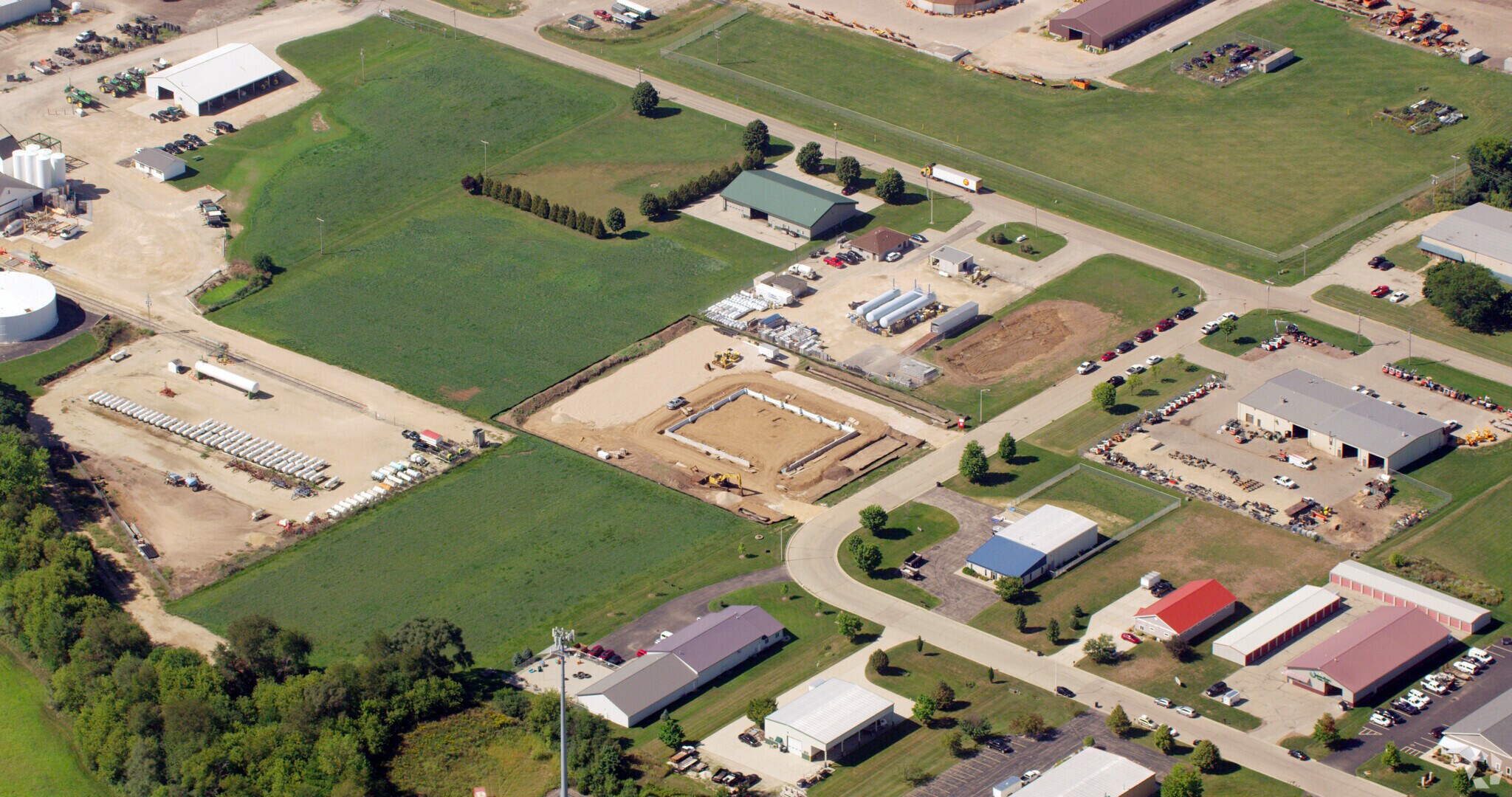 4010 Commercial Dr, Janesville, WI 53545 Flex for Lease