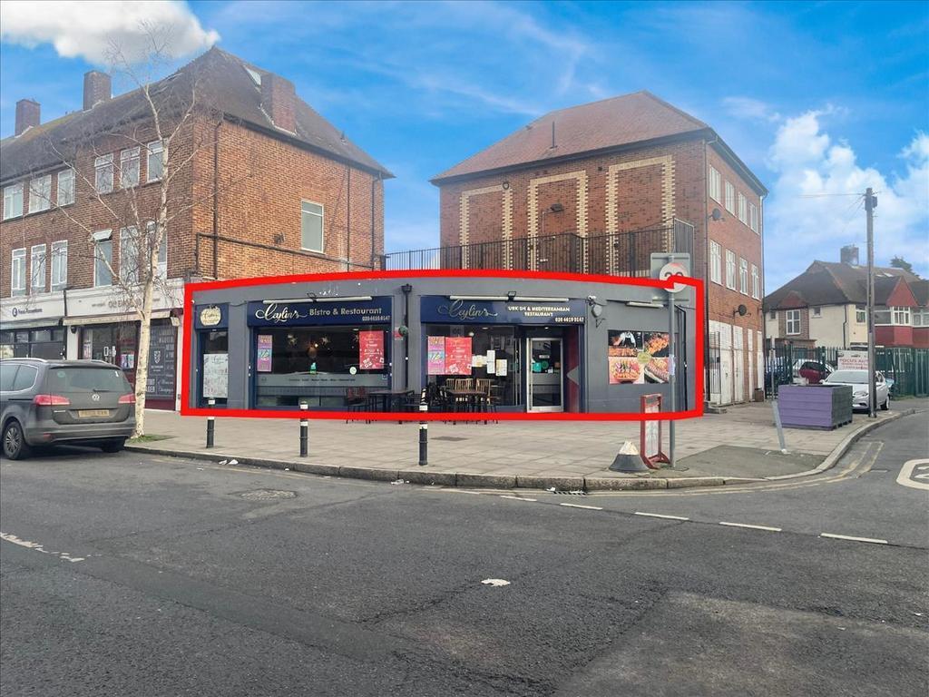 158-160 Chestnut Grove, Mitcham for sale Building Photo- Image 1 of 1