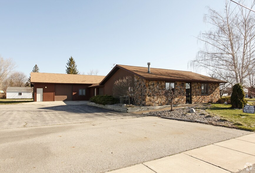 946 W Midland Rd, Auburn, MI for sale - Primary Photo - Image 1 of 1