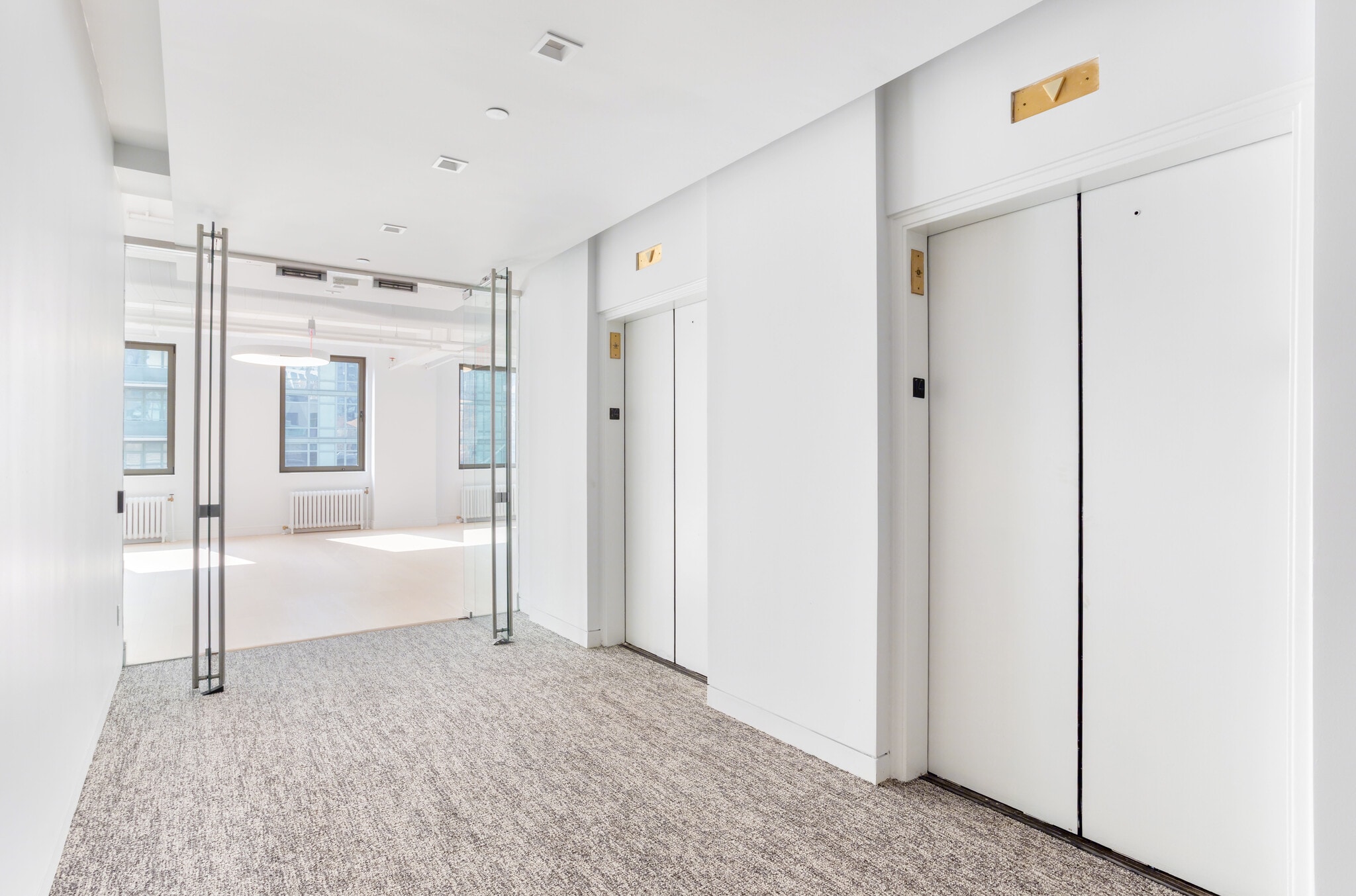 330 Fifth Ave, New York, NY for lease Interior Photo- Image 1 of 21