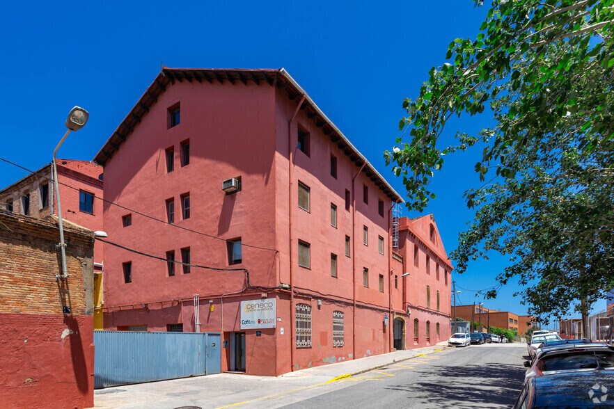 Industrial in Cornellà de Llobregat, Barcelona for lease - Primary Photo - Image 1 of 4