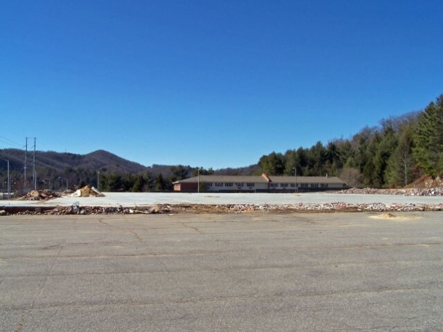 241 Shadowline Dr, Boone, NC for sale Building Photo- Image 1 of 1