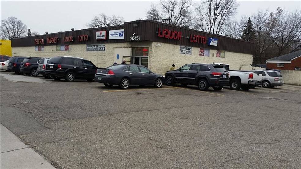 20451 W 8 Mile Rd, Detroit, MI 48219