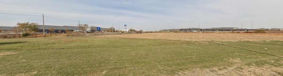 Metro Dr & 35th Ave, Council Bluffs, IA for sale - Building Photo - Image 2 of 4