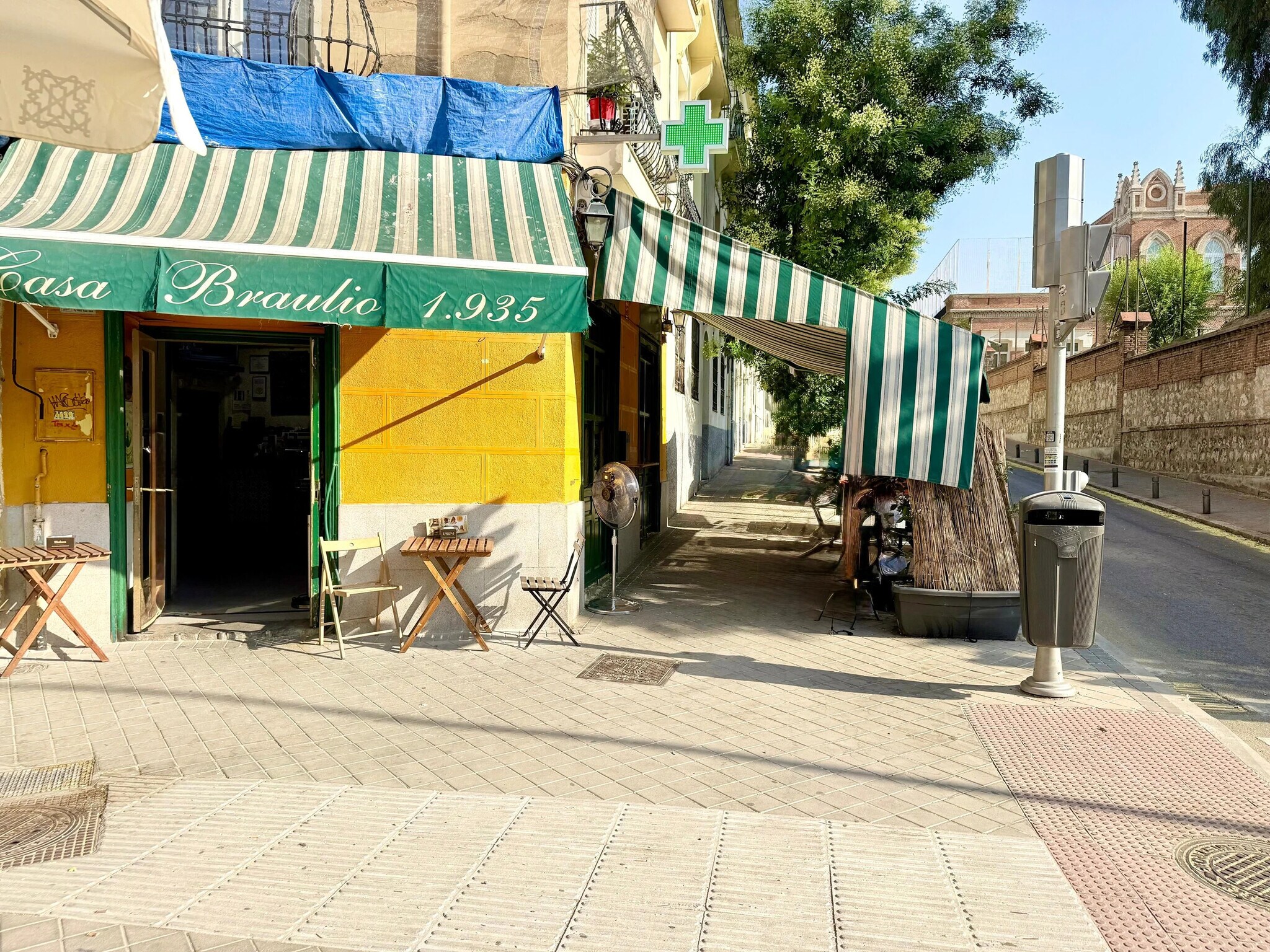 Retail in Madrid, Madrid for lease Interior Photo- Image 1 of 24