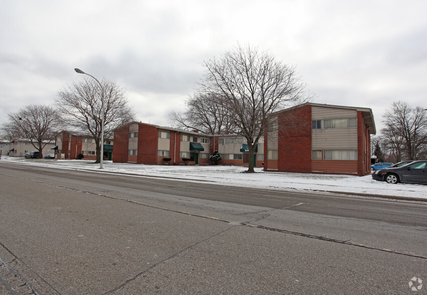 1640 E Woodward Heights Blvd, Hazel Park, MI, 48030 - Apartments ...