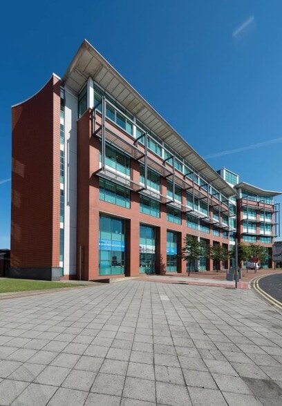 Pierhead St, Cardiff for lease - Building Photo - Image 1 of 8