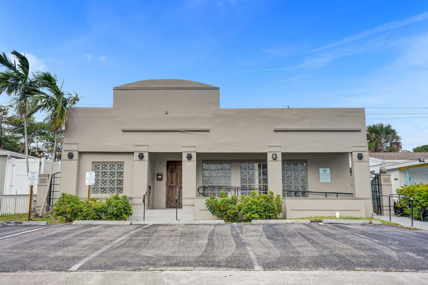 51 E Commercial Blvd, Fort Lauderdale, FL for sale - Building Photo - Image 3 of 45