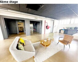 Office in Paris for lease Interior Photo- Image 2 of 19