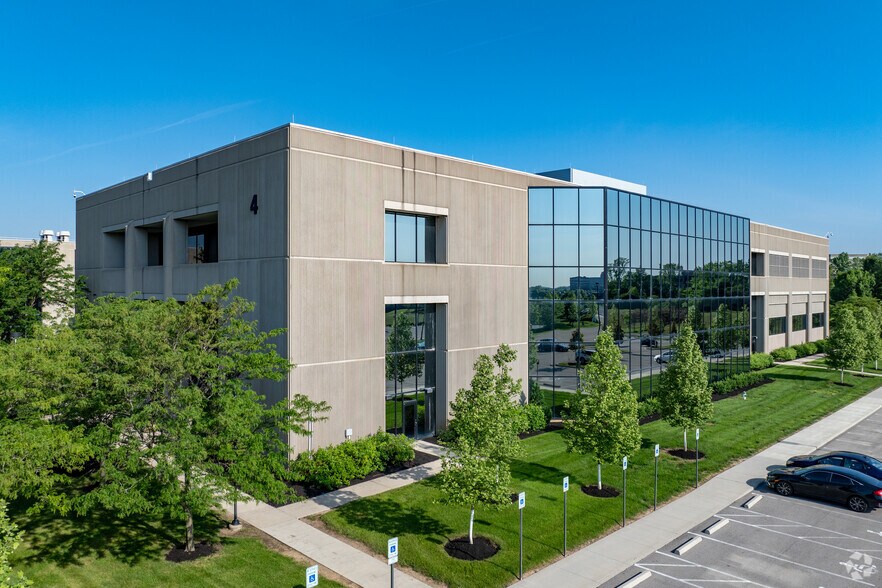 5200 B Blazer Memorial Pky, Dublin, OH for sale - Building Photo - Image 1 of 1