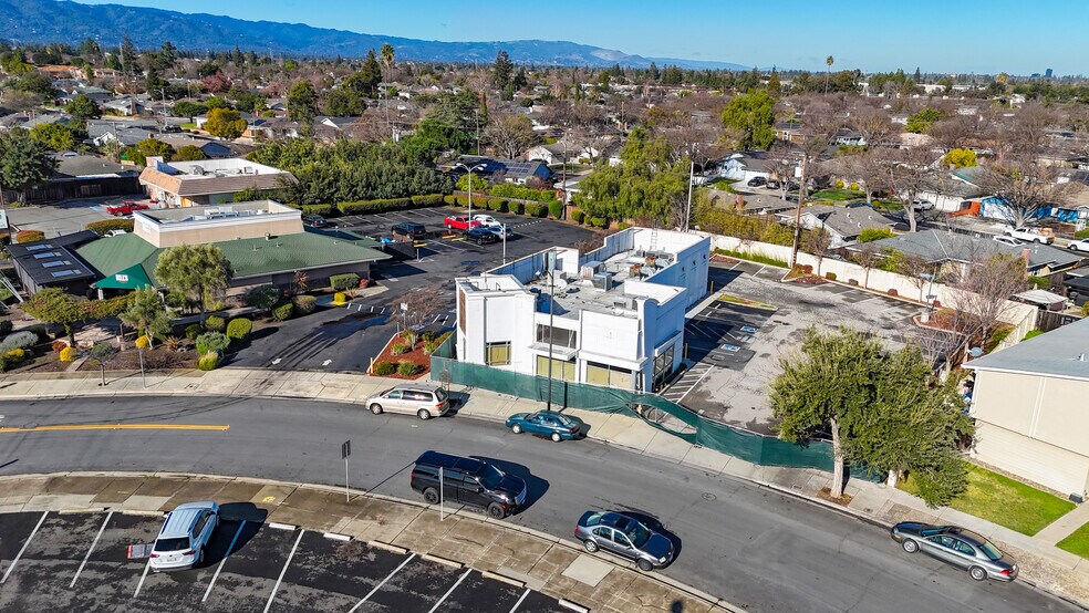 1395 Stanwood Dr, San Jose, CA for sale - Building Photo - Image 3 of 6