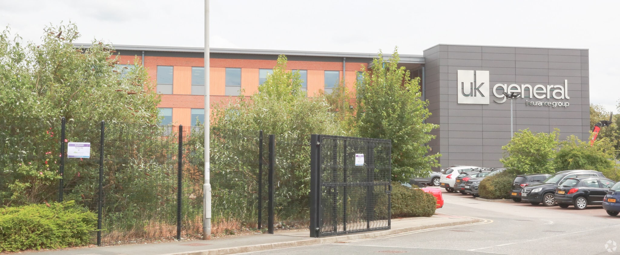 Gibraltar Island Rd, Leeds for sale Primary Photo- Image 1 of 1