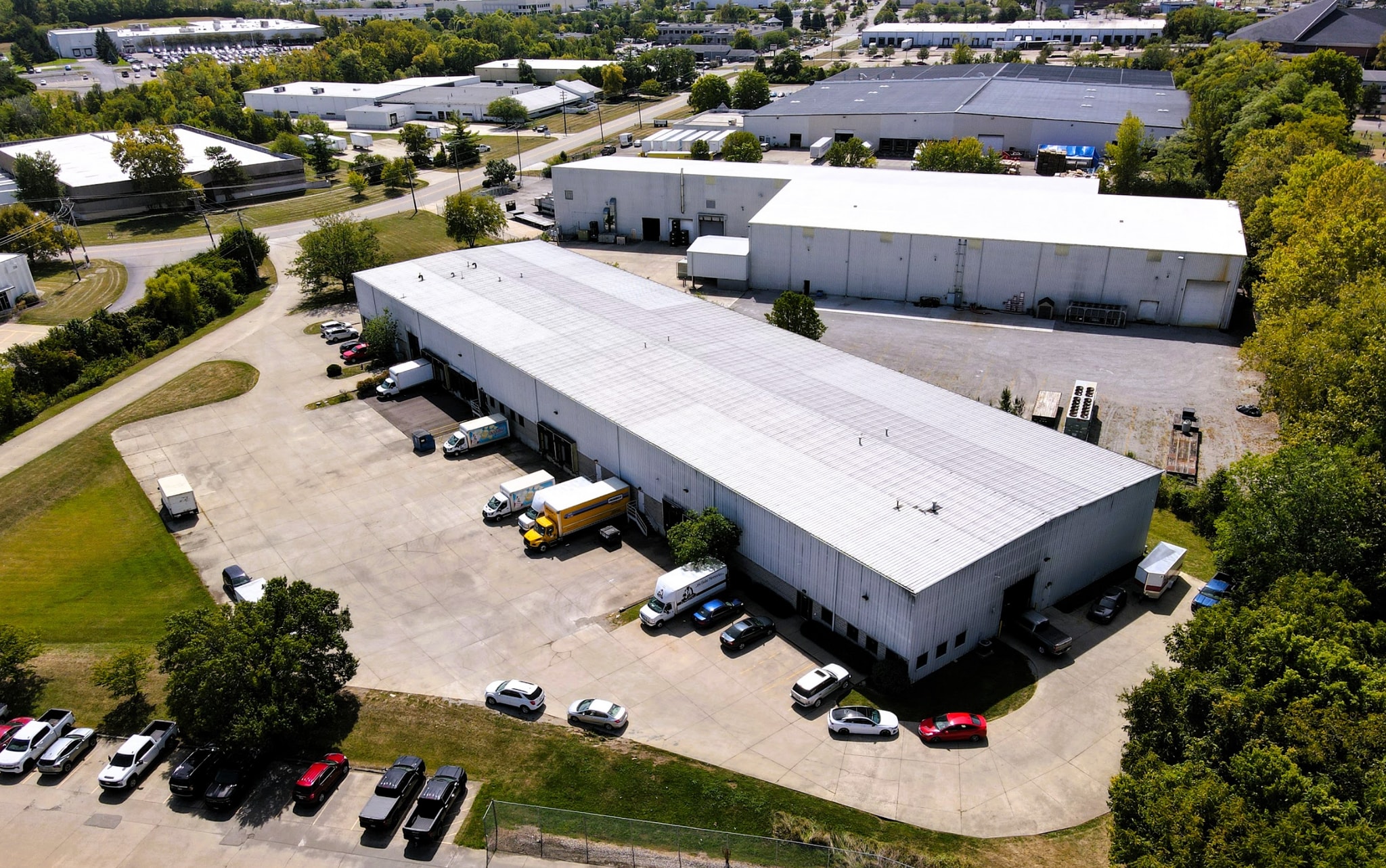 374 Circle Freeway Dr, Cincinnati, OH for sale Building Photo- Image 1 of 1