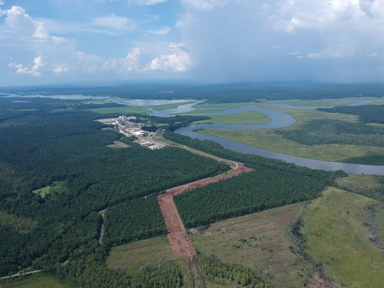 3300 Cypress Gardens Rd, Moncks Corner, SC for sale - Building Photo - Image 1 of 12