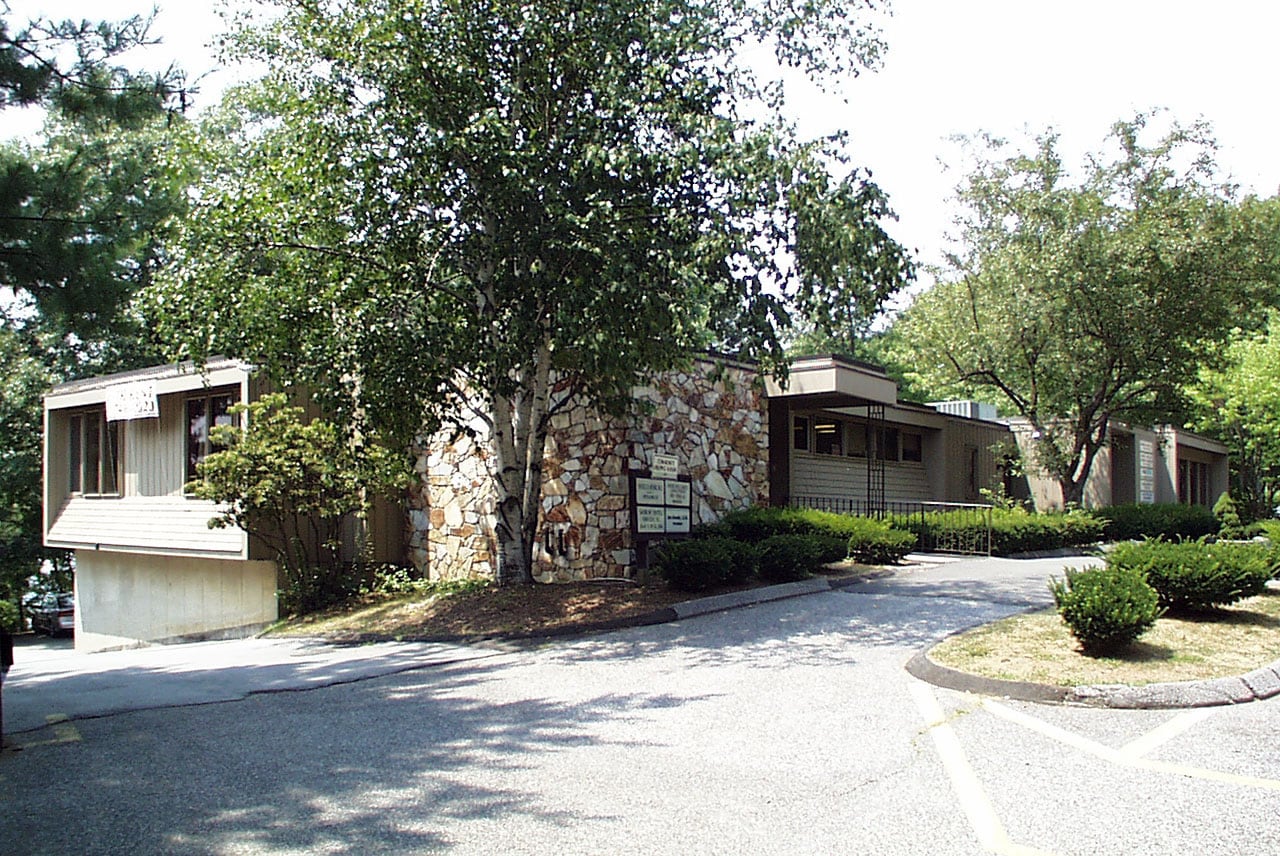 2 Glen Hill Rd, Danbury, CT for sale Primary Photo- Image 1 of 1