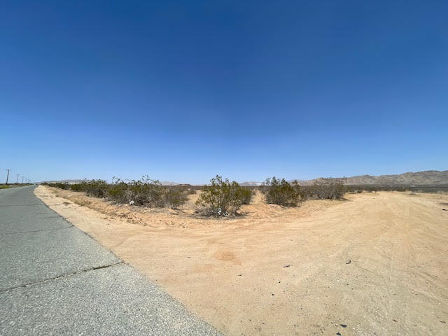 0 Navajo Rd, Apple Valley, CA for sale Primary Photo- Image 1 of 8