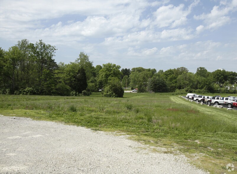 4601 S Lindbergh Blvd, Saint Louis, MO for lease - Building Photo - Image 3 of 4