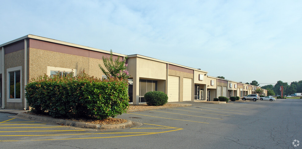 7123 Interstate 30, Little Rock, AR for lease - Building Photo - Image 2 of 15