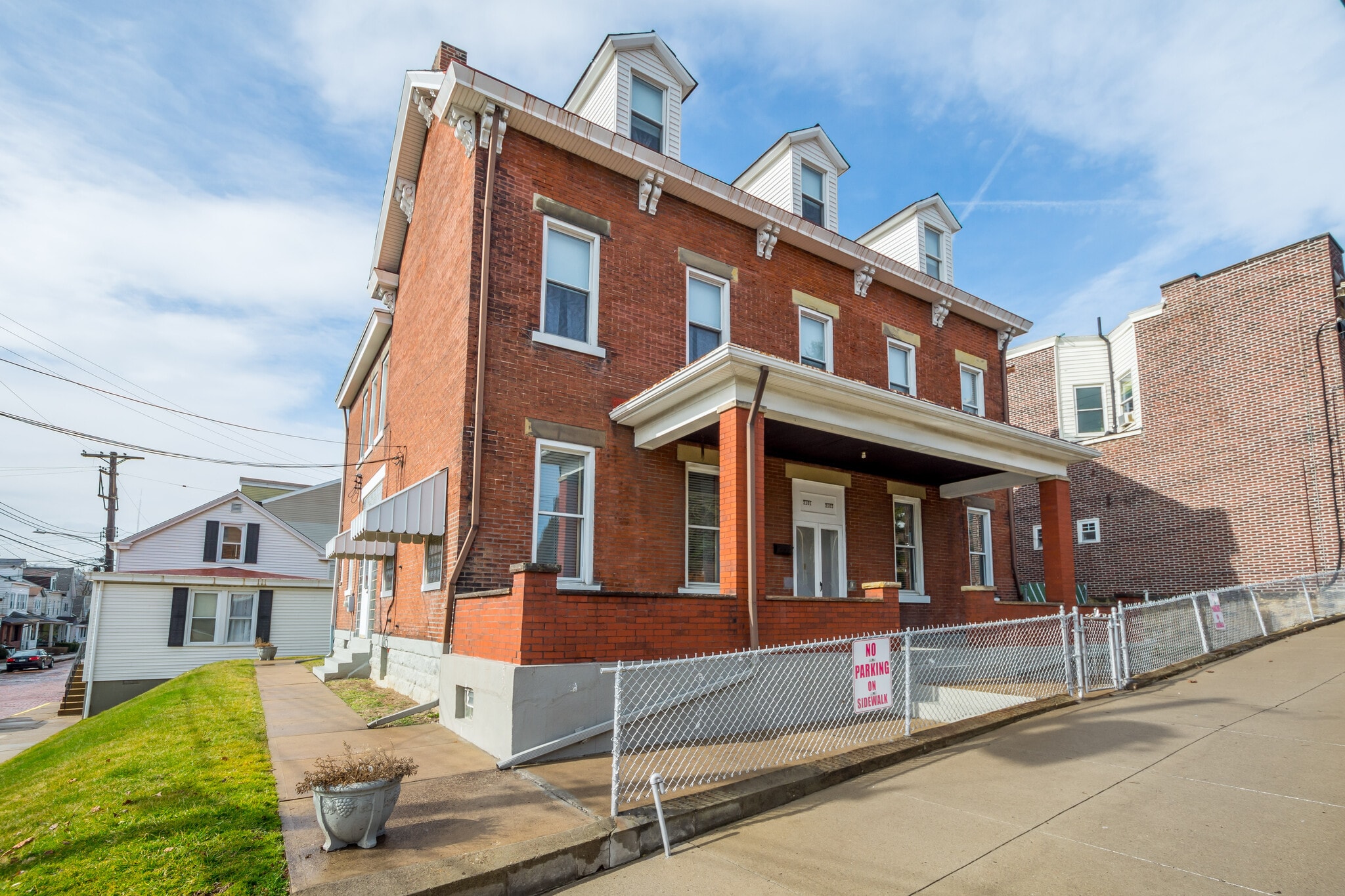 2101 Mount Troy Rd, Pittsburgh, PA 15212