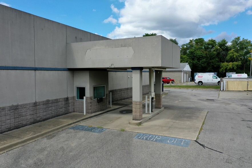 5601 Bardstown Rd, Louisville, KY for lease - Building Photo - Image 2 of 8