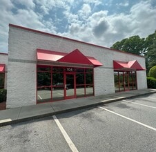 1540 Westbrook Plaza Dr, Winston-Salem, NC for lease Building Photo- Image 1 of 1