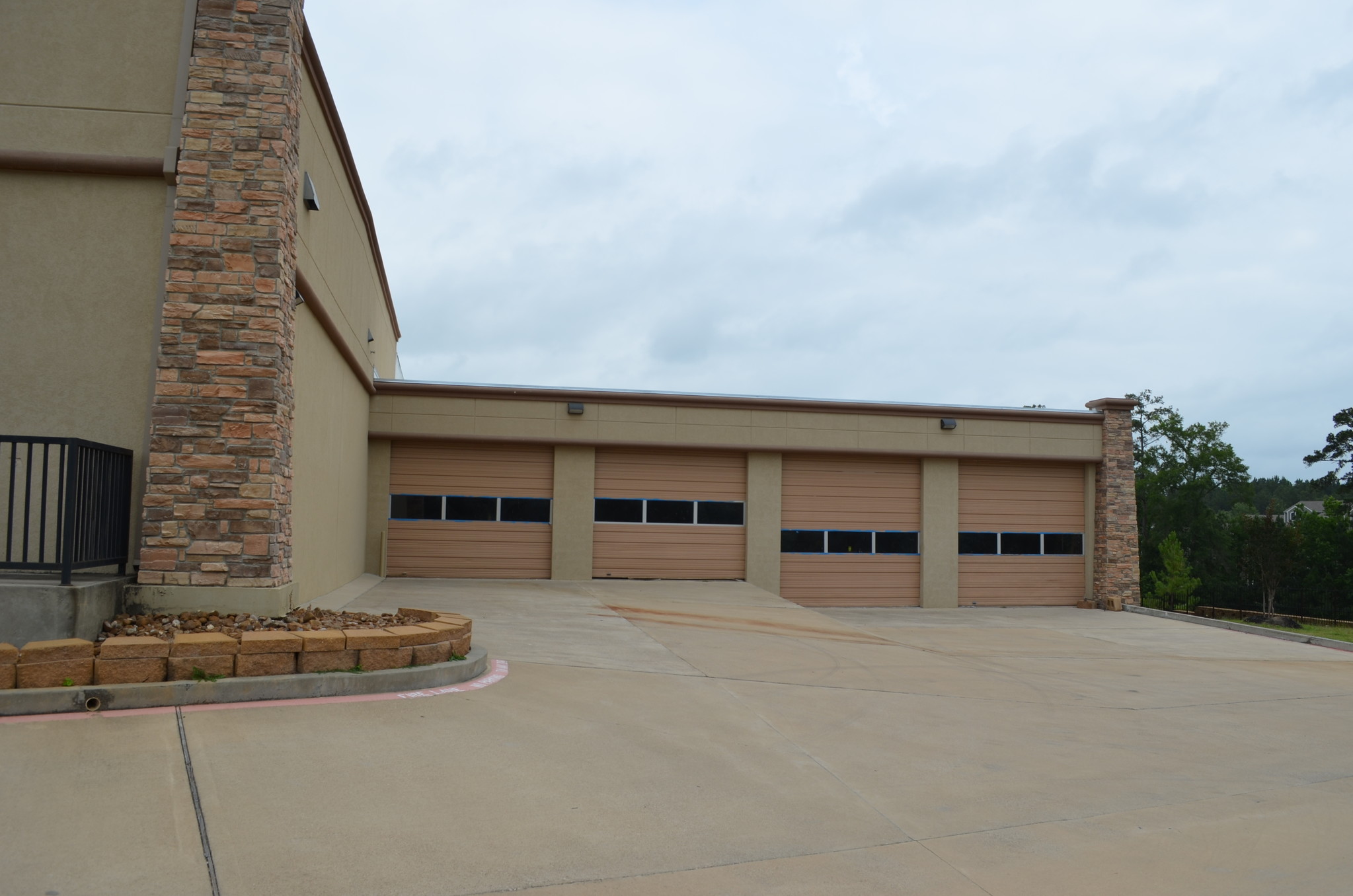 540 Interstate 45 S, Huntsville, TX for lease Building Photo- Image 1 of 1