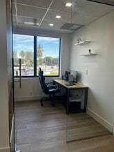 3595 Sheridan St, Hollywood, FL for lease Interior Photo- Image 2 of 2