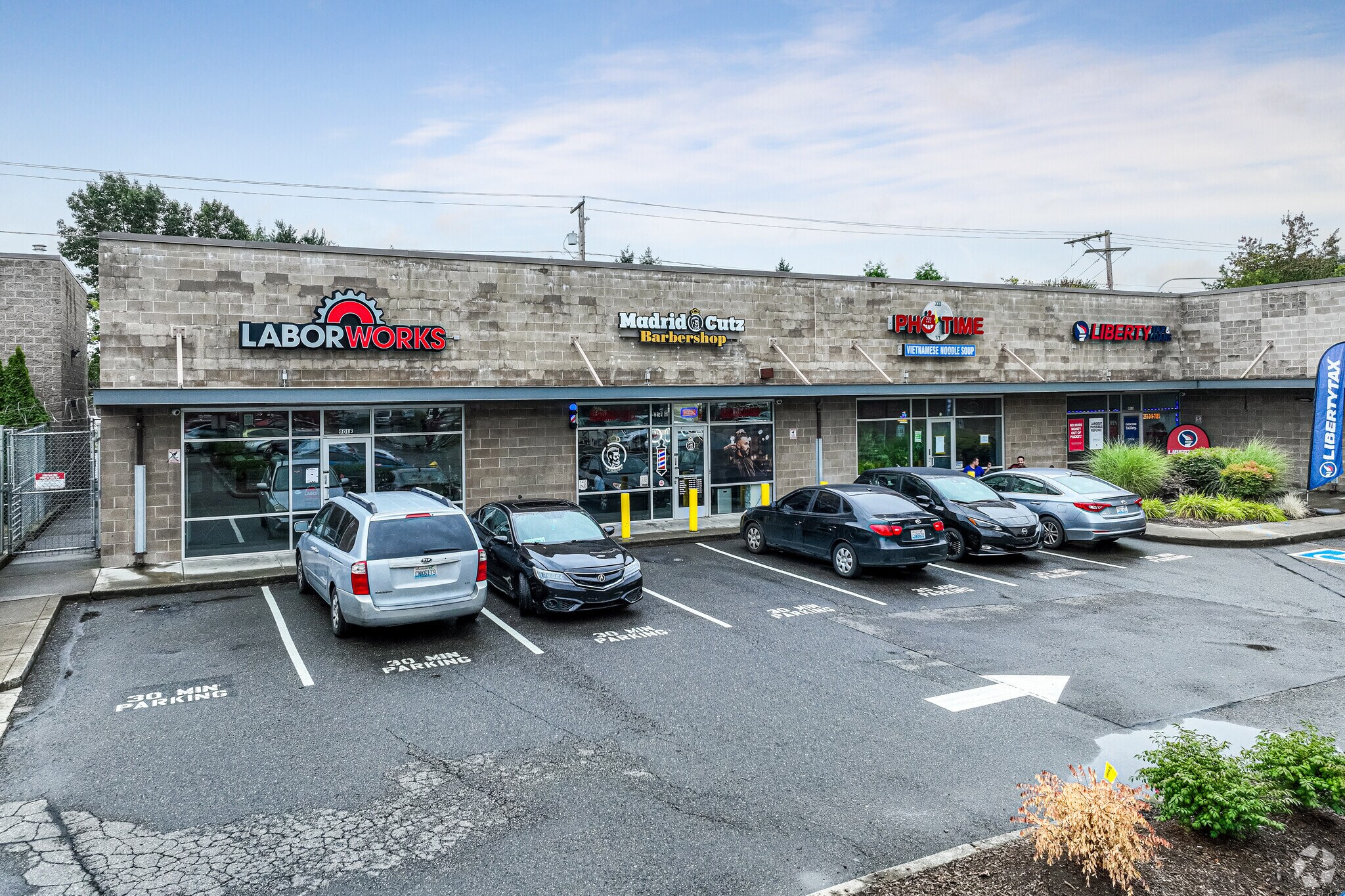 901-905 Auburn Way N, Auburn, WA for sale Primary Photo- Image 1 of 1