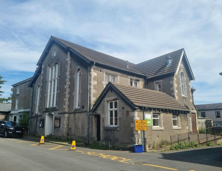 Church Walk, Ulverston for sale - Primary Photo - Image 1 of 1