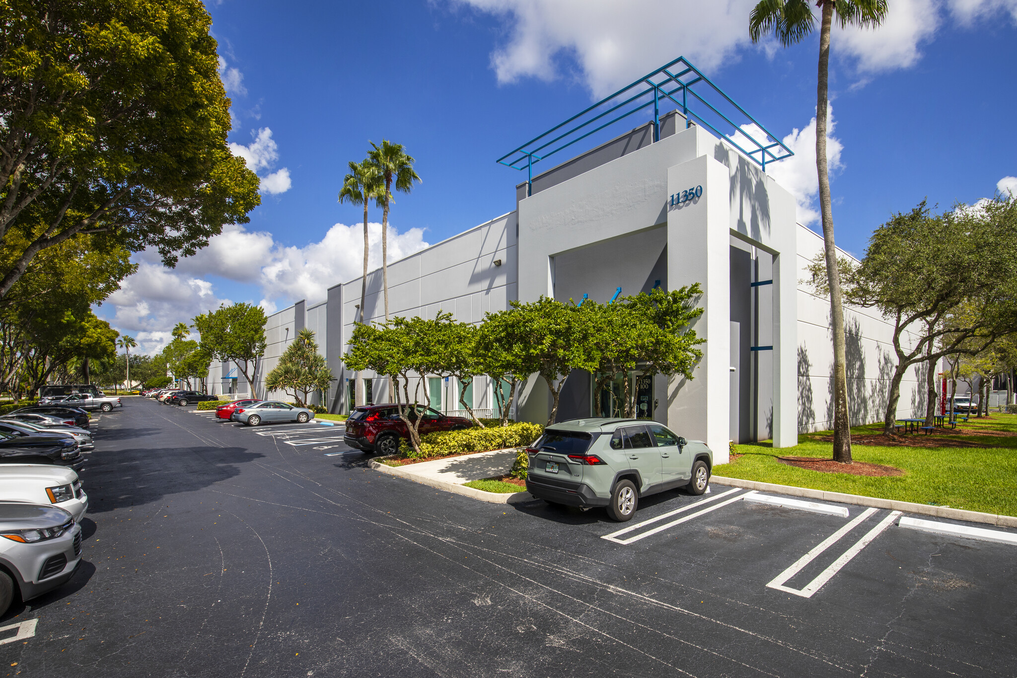 11200 NW 25th St, Miami, FL for lease Building Photo- Image 1 of 2