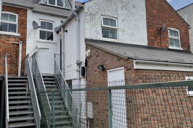 66-68 Commercial Rd, Swindon for sale - Building Photo - Image 1 of 1