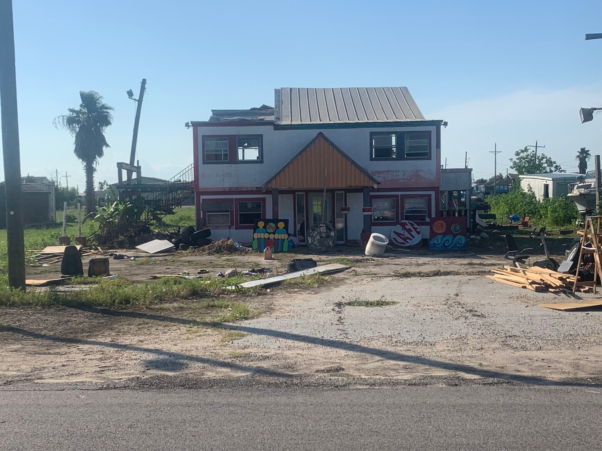 1141 Highway 87, Crystal Beach, TX for sale Primary Photo- Image 1 of 1