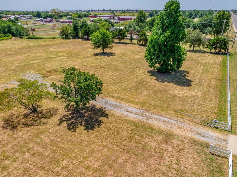 14100 S Western Ave, Oklahoma City, OK for sale - Building Photo - Image 3 of 16