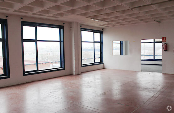 Calle Del Arroyo Bueno, 2B, Madrid, MAD 28021 - Unit Puerta E1 -  - Interior Photo - Image 1 of 8