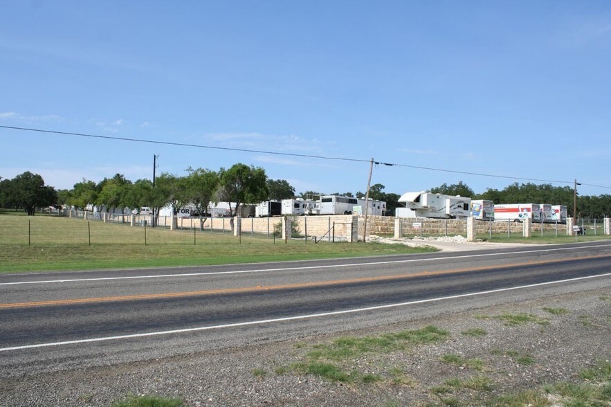 1730 River Rd, Boerne, TX for sale - Primary Photo - Image 1 of 1