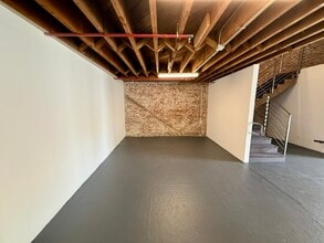 5176 Santa Monica Blvd, Los Angeles, CA for lease Interior Photo- Image 1 of 3
