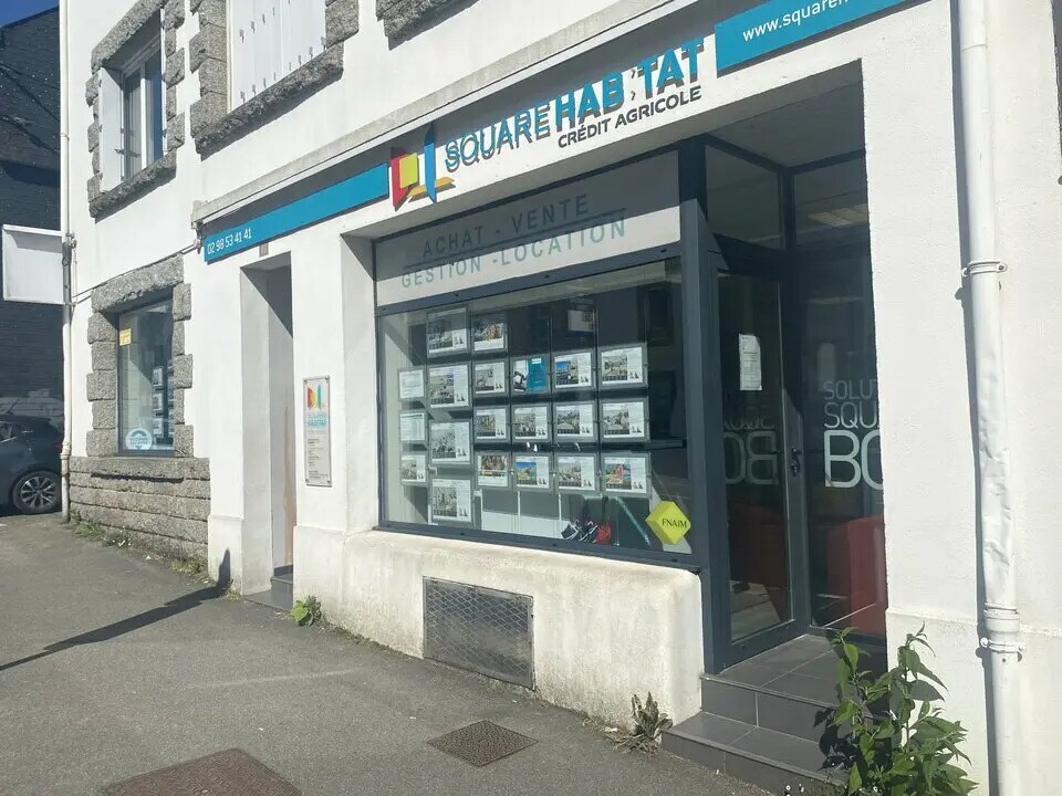 Office in Quimper for lease Building Photo- Image 1 of 4