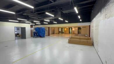 2023 Young St, Honolulu, HI for lease Interior Photo- Image 2 of 5