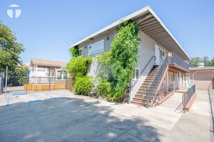 917-923 Drever St, West Sacramento CA - Fourplex or Quadplex