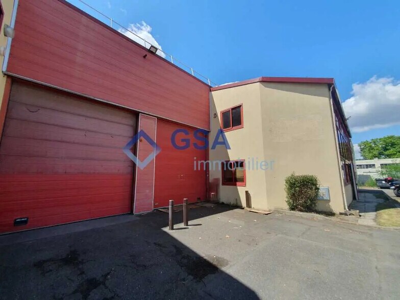 Office in Bondoufle for lease - Building Photo - Image 1 of 10