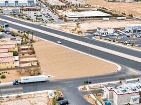 blue diamond & Edmond rd - Land