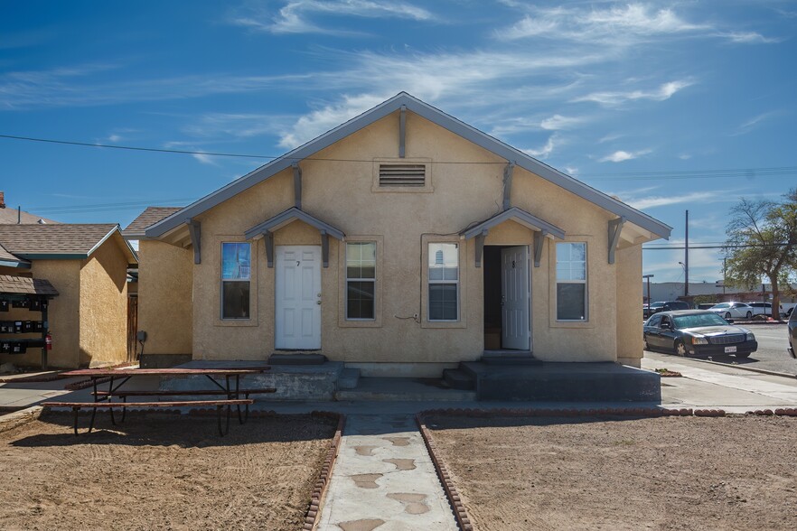 222 F St, Needles, CA for sale - Building Photo - Image 3 of 28