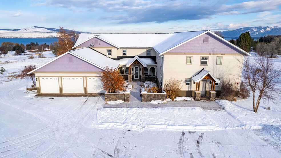 1303 Hillcrest Dr, Polson, MT 59860
