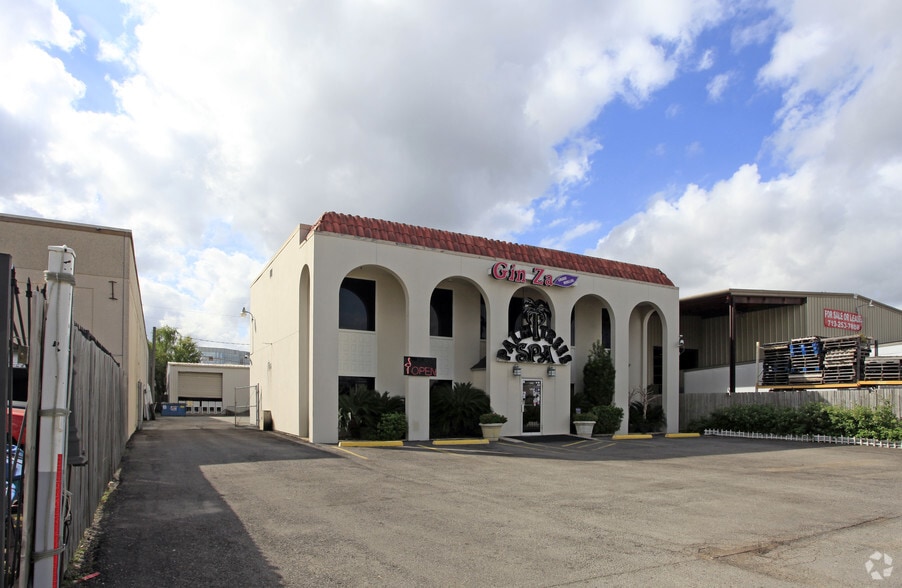 5827 Star Ln, Houston, TX for sale - Building Photo - Image 3 of 39